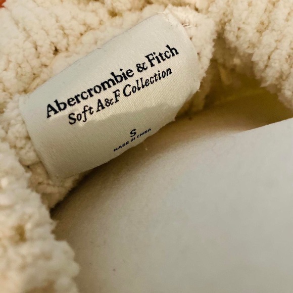 A&F sweater - Picture 4 of 4